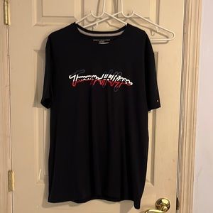 Tommy Hilfiger T shirt